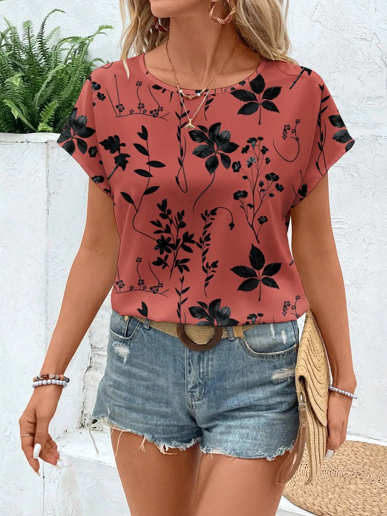 Chemisier femme luxe acajou imprimé floral – printemps/été, style plage et vacances .