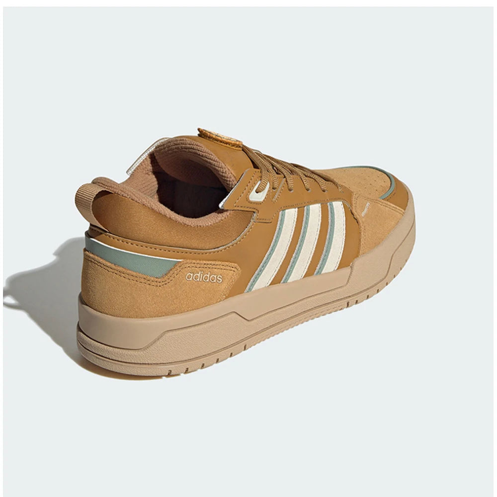 Baskets Adidas rétro légères, confortables et durables pour usage quotidien.