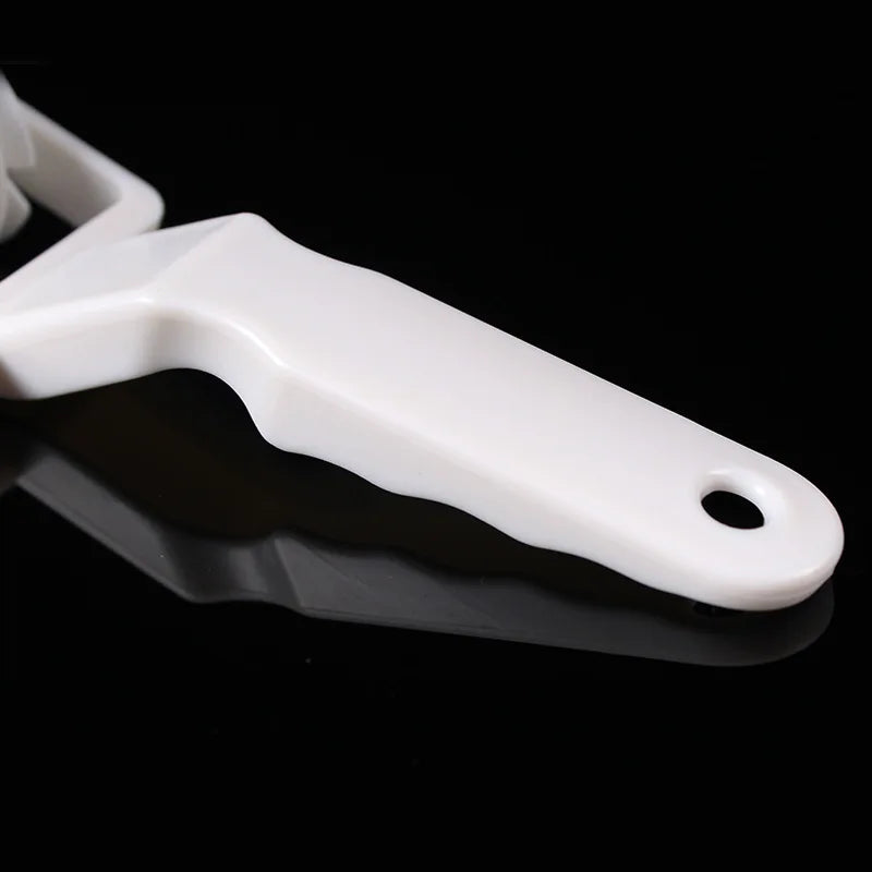 Rouleau coupe‑pizza et gaufrage artisanal – outil de pâtisserie, 1 pièce