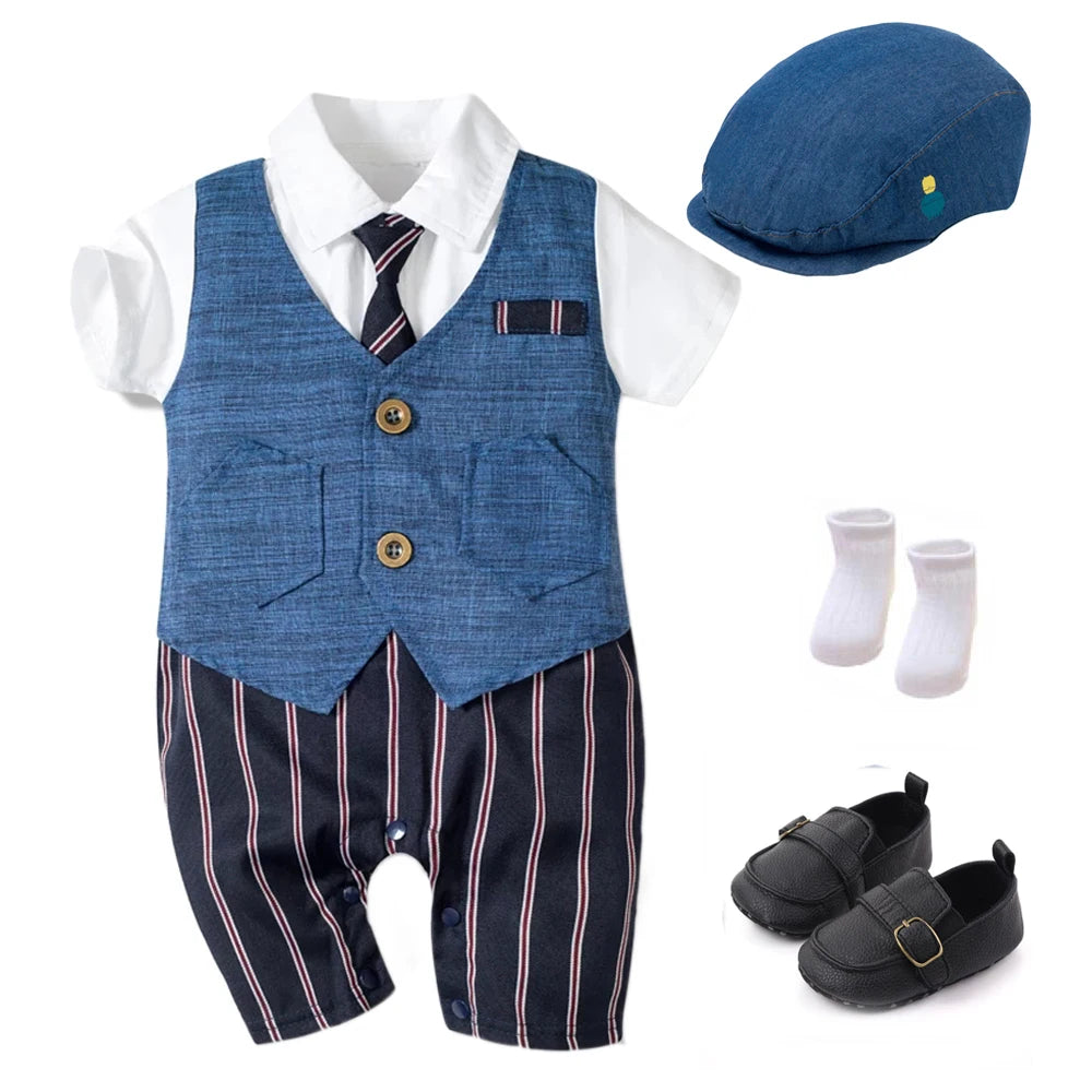Costume bébé été 4 pièces : barboteuse, chapeau, chaussures, chaussettes .