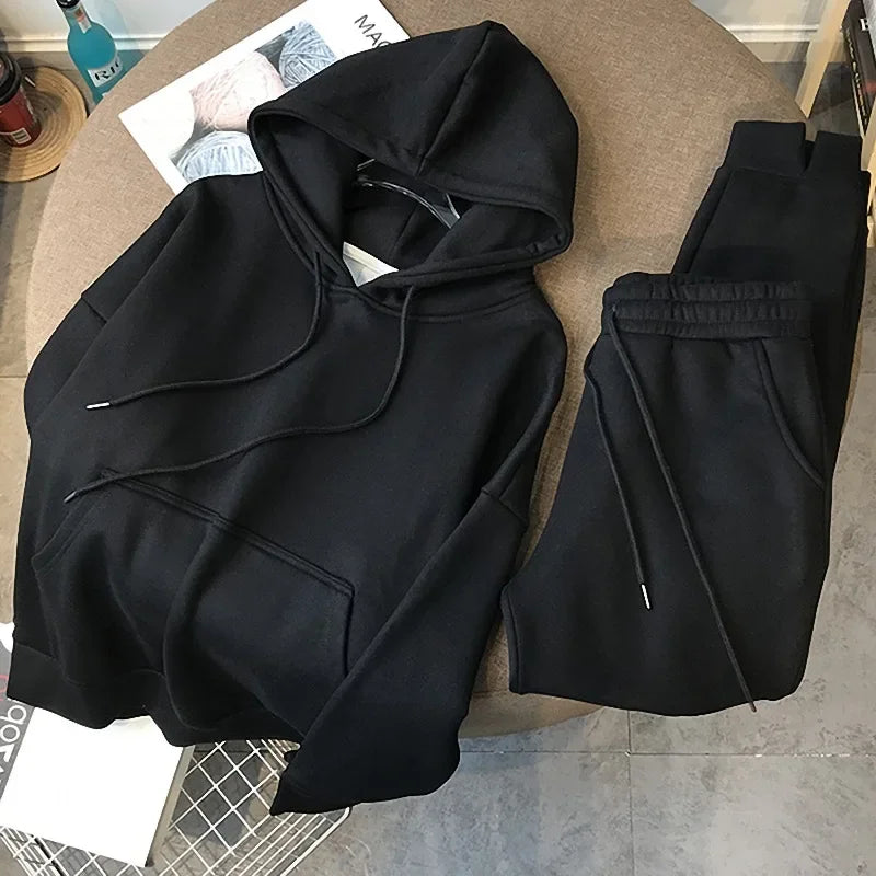 Tenue Femme Sweat à Capuche + Pantalon – Hiver