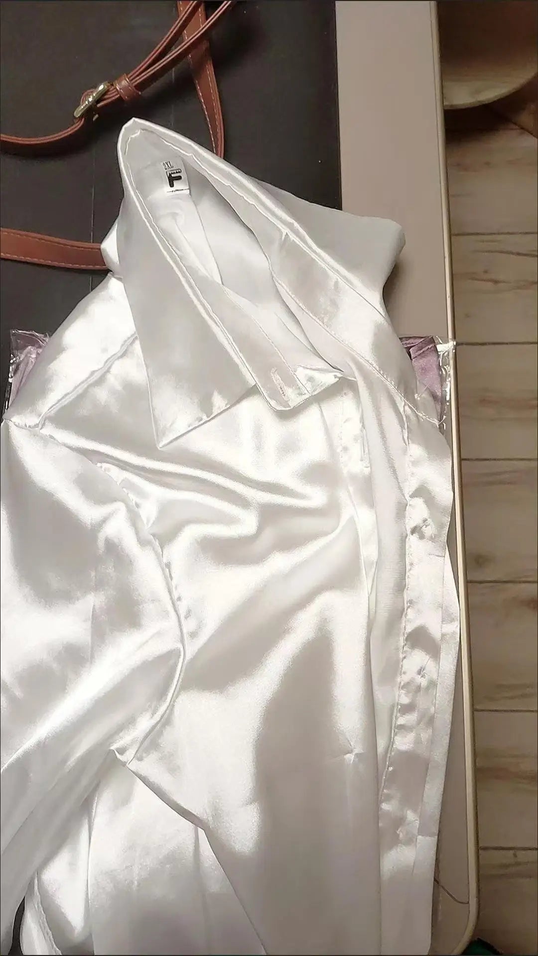 Chemise femme en satin – manches longues, vintage élégante, bureau & décontractée (été/automne)