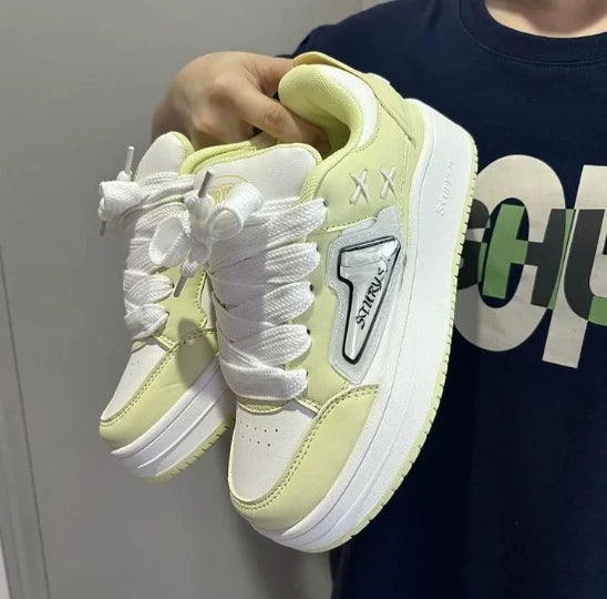 Baskets couple résine mandarine, couleurs dopamine, tendance casual