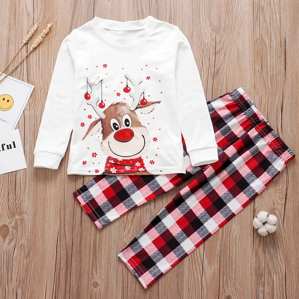 Pyjama de Noël Famille – Tenues Assorties Mère, Père, Enfants & Bébé, Imprimé Cerf Festif