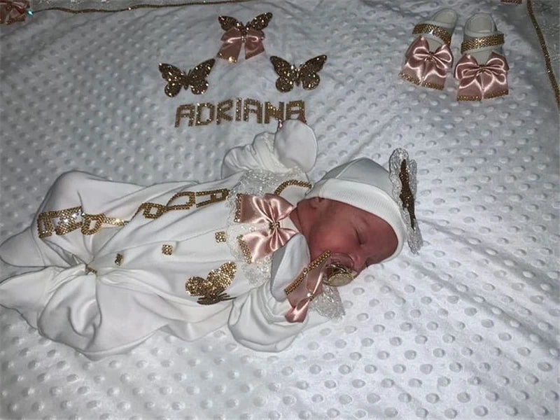 Barboteuse Bébé Jetable avec Nom, Ailes d'Ange, Sortie de Maternité .