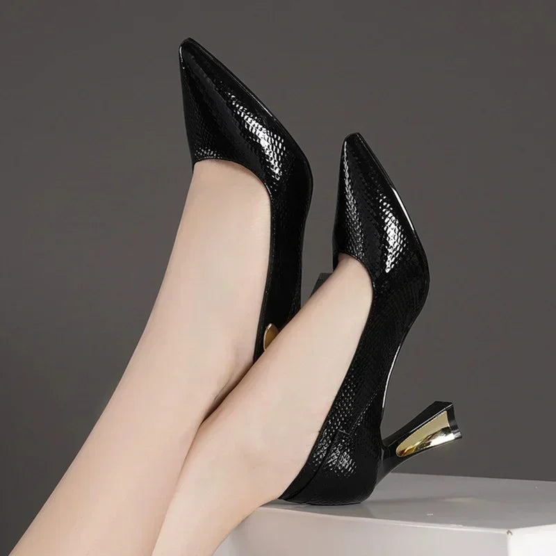 Escarpins pointus à talons hauts pour femmes, sandales provoqué élégantes, sexy, mode de créateur, fête, printemps, nouveau, tendance,
