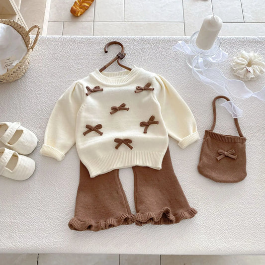 Ensemble bébé fille 3 pièces – pull, pantalon évasé & mini sac (automne)