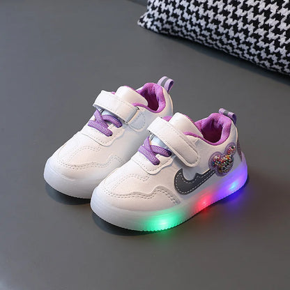 Baskets décontractées pour enfants en cuir PU avec LED, confortables et antidérapantes, idéales pour le printemps.