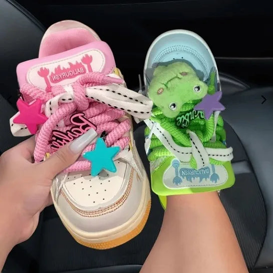 Baskets couple résine mandarine, couleurs dopamine, tendance casual