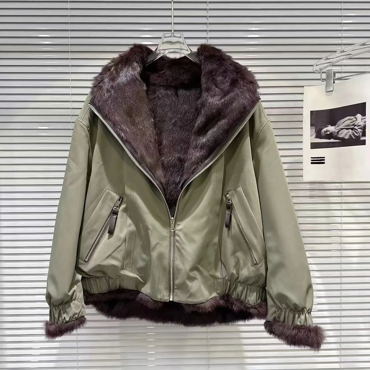 Manteau Court Femme – Fourrure Double Face Hiver