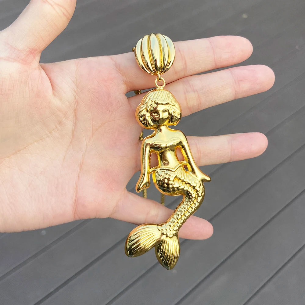 Pendentif carte africaine plaqué or avec chaîne 60 cm, bijoux unisexes tendance .