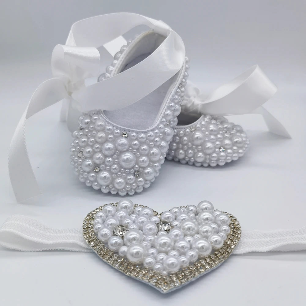 Chaussures bébé blanches à perles et strass, fait main, baptême 0-3m