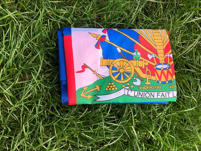 Drapeau Haïti 90x150cm – Polyester Résistant, Double Face, Bleu Rouge