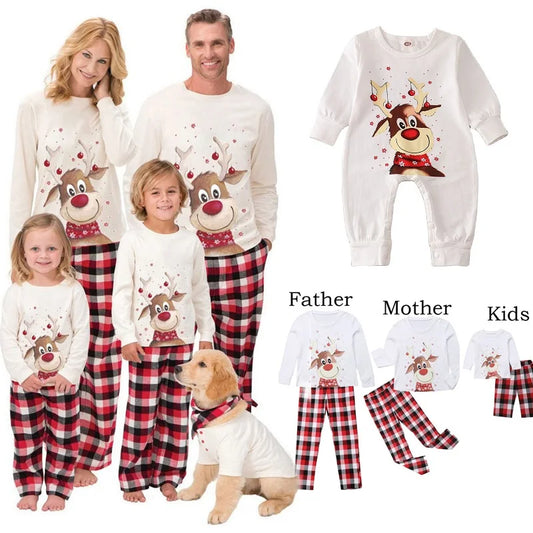 Pyjama de Noël Famille – Tenues Assorties Mère, Père, Enfants & Bébé, Imprimé Cerf Festif