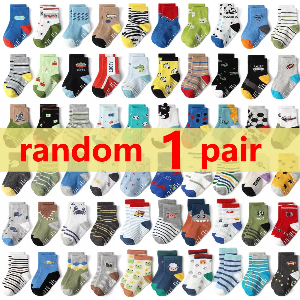 Chaussettes coton enfant/bébé – antidérapantes, respirantes, dessins animés (lot 1‑12 paires)
