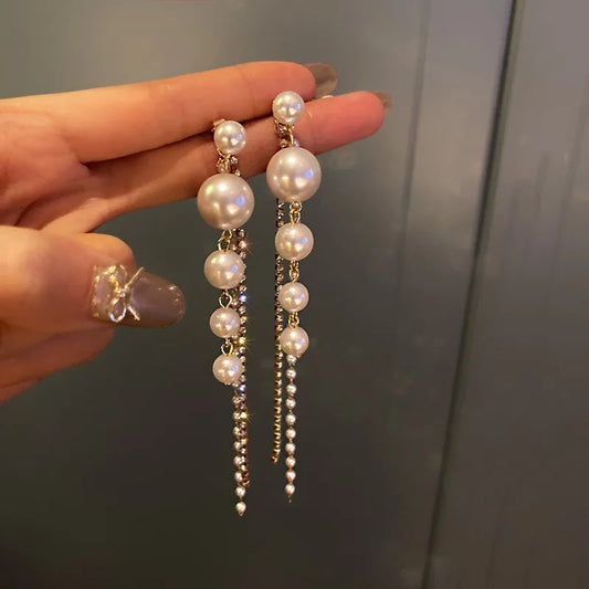 Boucles d'oreilles longues or vintage perles cristal pompon tendance﻿