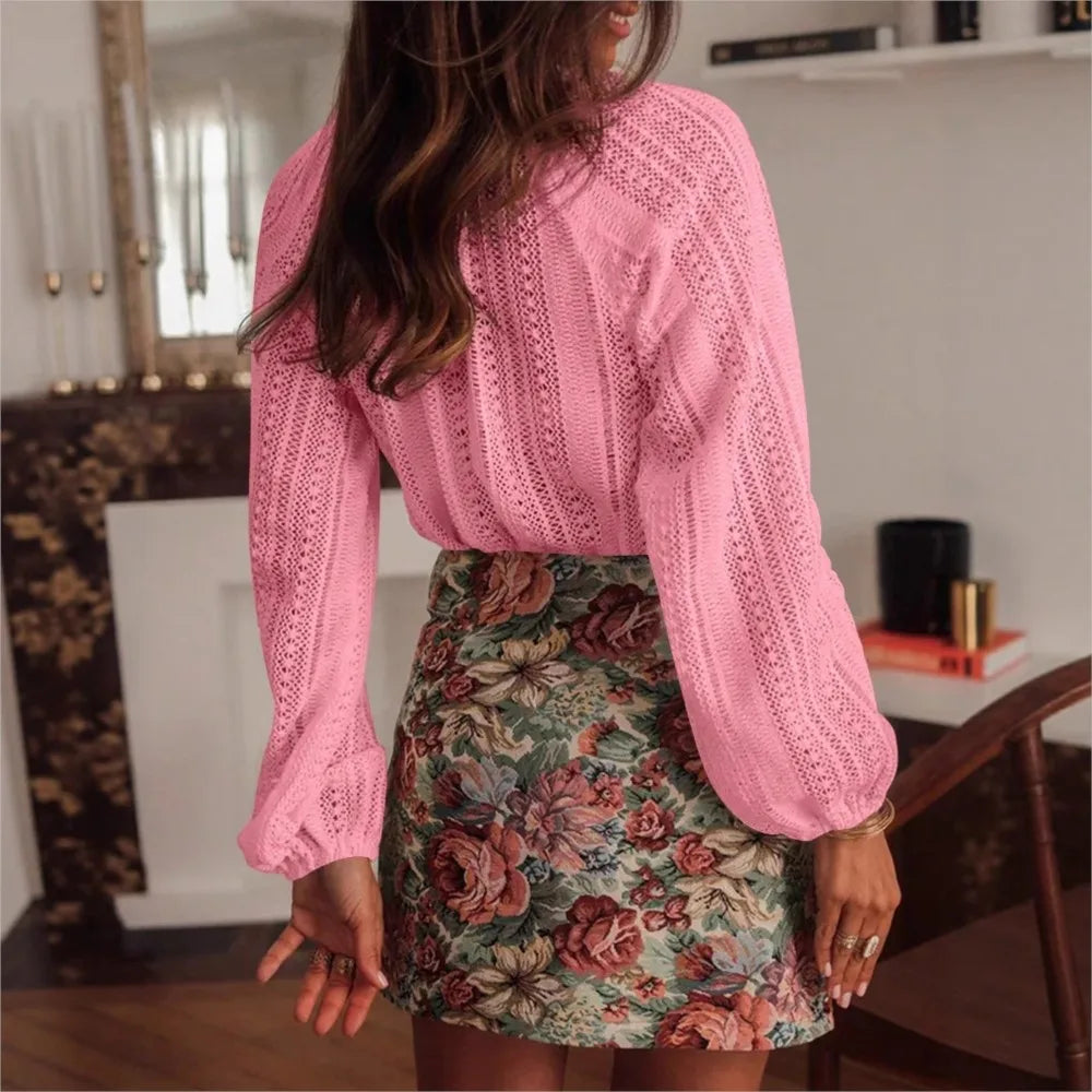 Blouse Chic Femme – Chemise Dentelle Évidée, Col V à Boutons, Manches Longues Élégantes