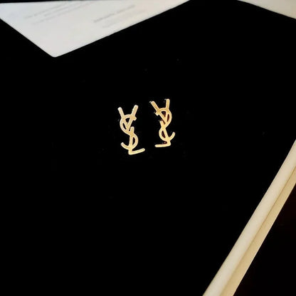 Boucles d'oreilles métal femme﻿– style célébrité, luxe, mode niche