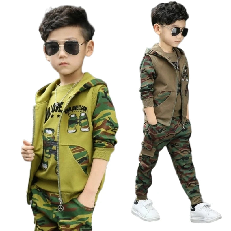 Costume enfant garçon 3 pièces avec hoodie t-shirt et pantalon