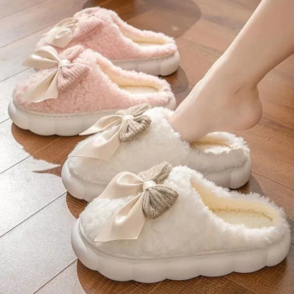 Pantoufles en Peluche à Semelles Épaisses pour Femmes – Chaussures d'Intérieur et d'Extérieur Chaudes, Antidérapantes et Douces, Usage Quotidien