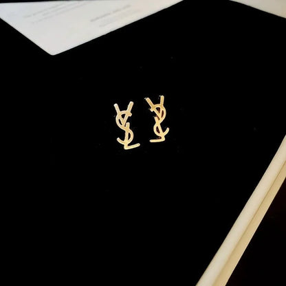 Boucles d'oreilles métal femme﻿– style célébrité, luxe, mode niche