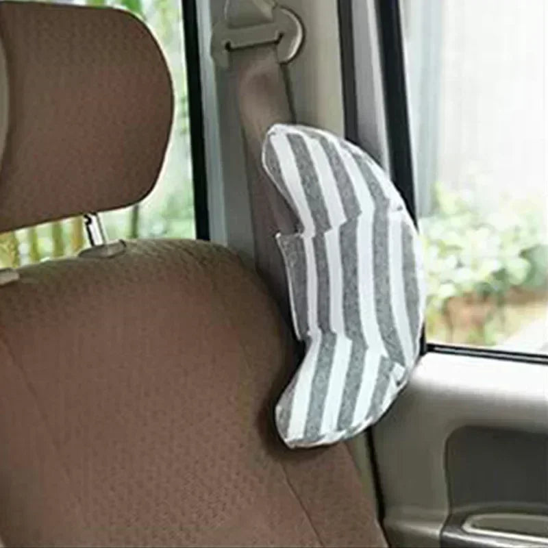 Oreiller de voiture enfant – coussin repos‑nuque avec sangle de sécurité (1 pièce)