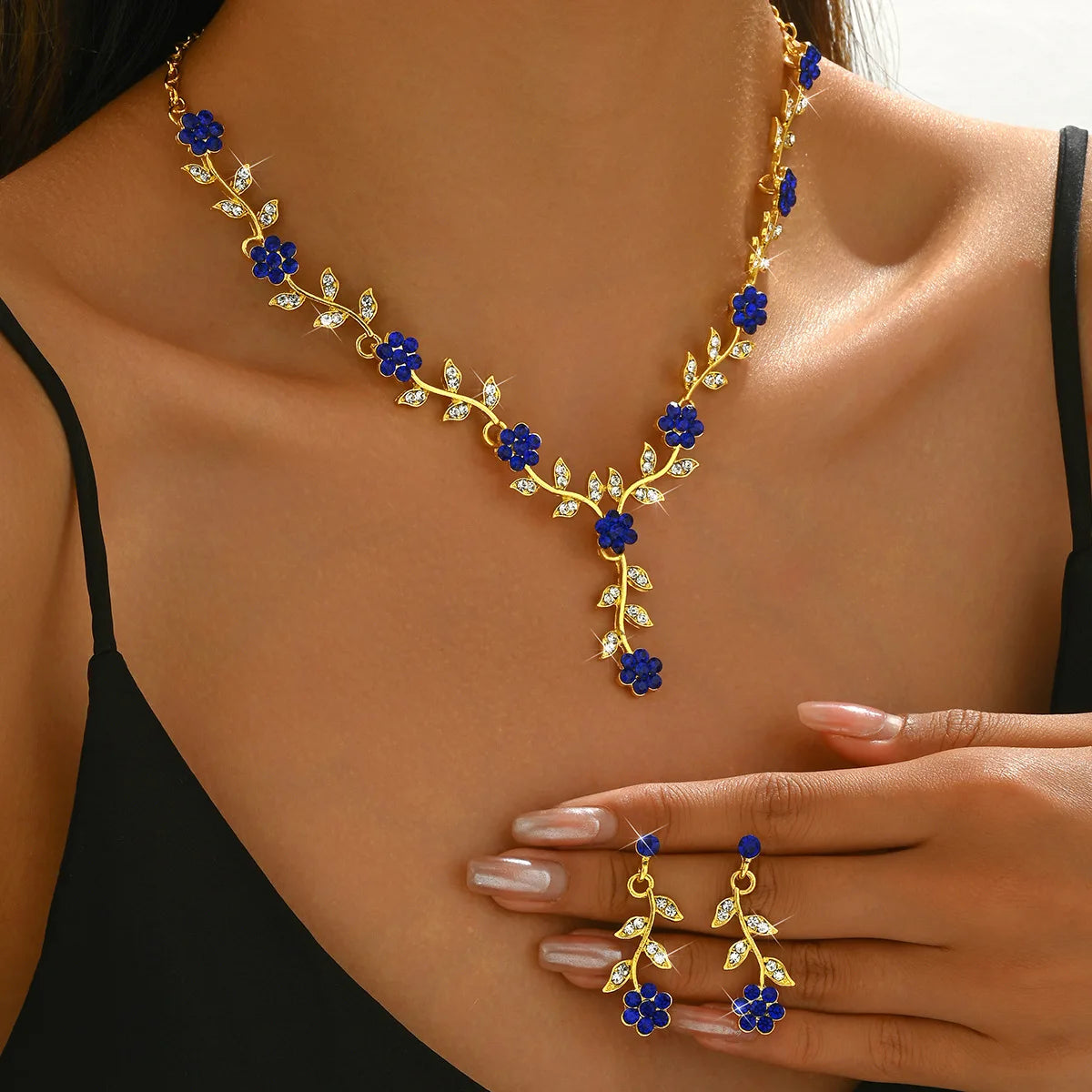 YIKOOLIN Ensemble Bijoux Femme – 3 Pièces Fleur Goutte d’Eau, Collier & Boucles, Style Élégant