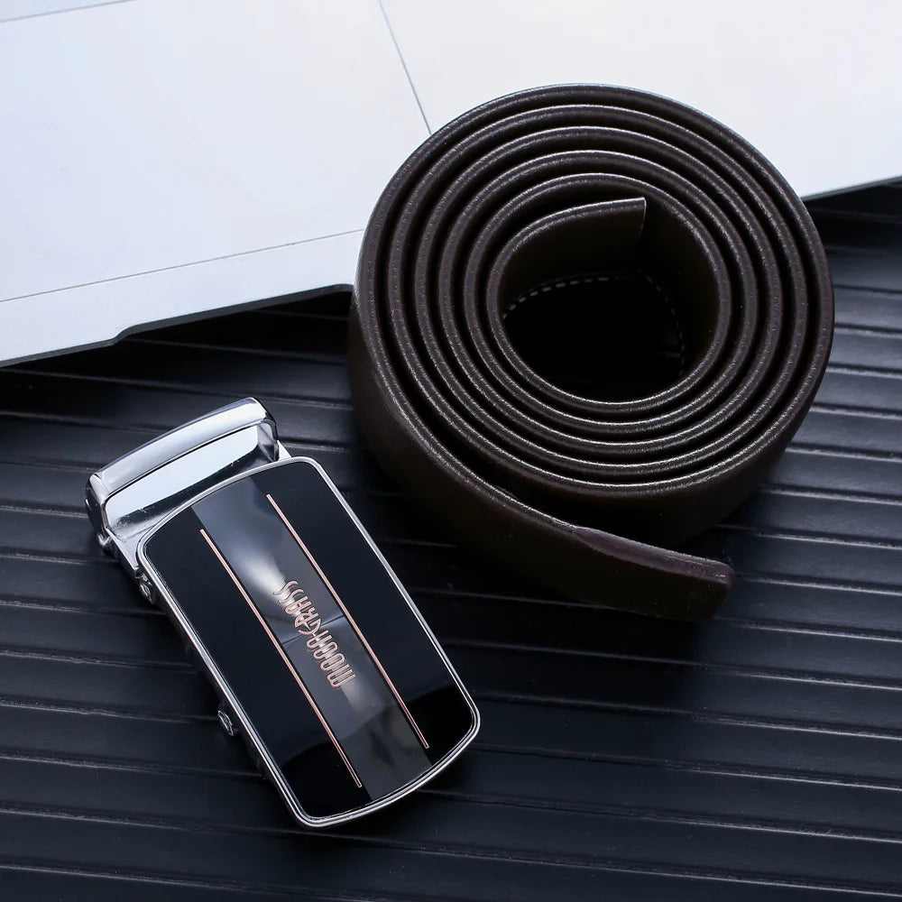 Ensemble homme 4 pièces – Montre, portefeuille, ceinture, lunettes de soleil, coffret cadeau mode, livraison rapide