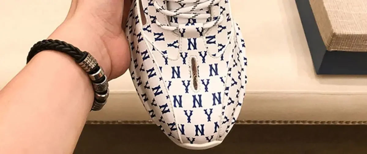 Baskets sport homme respirantes, semelle épaisse, coupe basse.