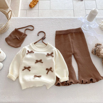 Ensemble bébé fille 3 pièces – pull, pantalon évasé & mini sac (automne)