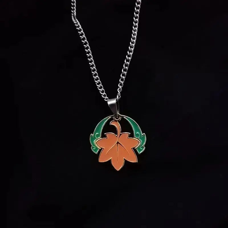 Collier Kazuha en acier titane avec pendentif feuille d’érable – 3 styles, cadeau pour fans .