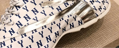 Baskets sport homme respirantes, semelle épaisse, coupe basse.