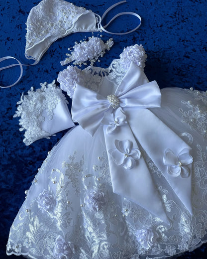 Robe baptême dentelle bonnet - fleurs 3D, tenue blanche fille