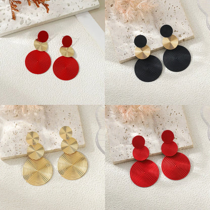 Boucles d’Oreilles Femme – Style Trio Circle, Élégantes & Tendance pour Tenues de Fête