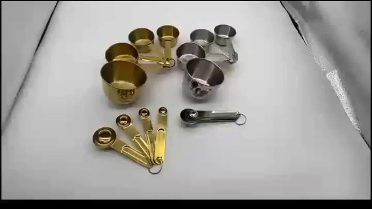 8pcs Set Cuillère et Tasse à Mesurer Dorés .